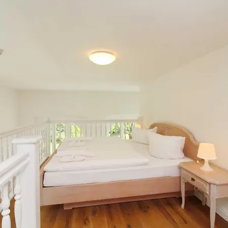 Schloss Hohendorf Daire