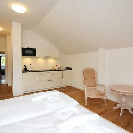 Schloss Hohendorf Apartment