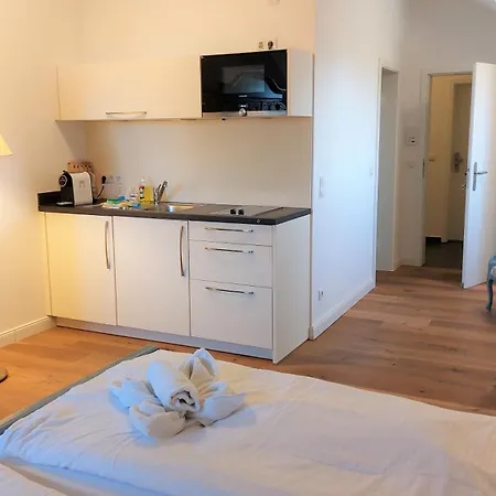 Apartment Schloss Hohendorf *