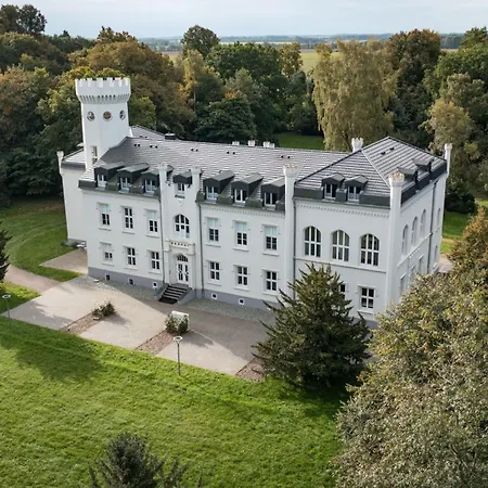 Schloss Hohendorf * Groß Mohrdorf