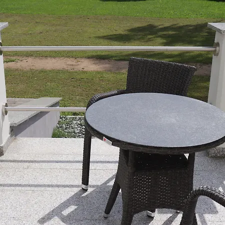 Appartement Schloss Hohendorf *
